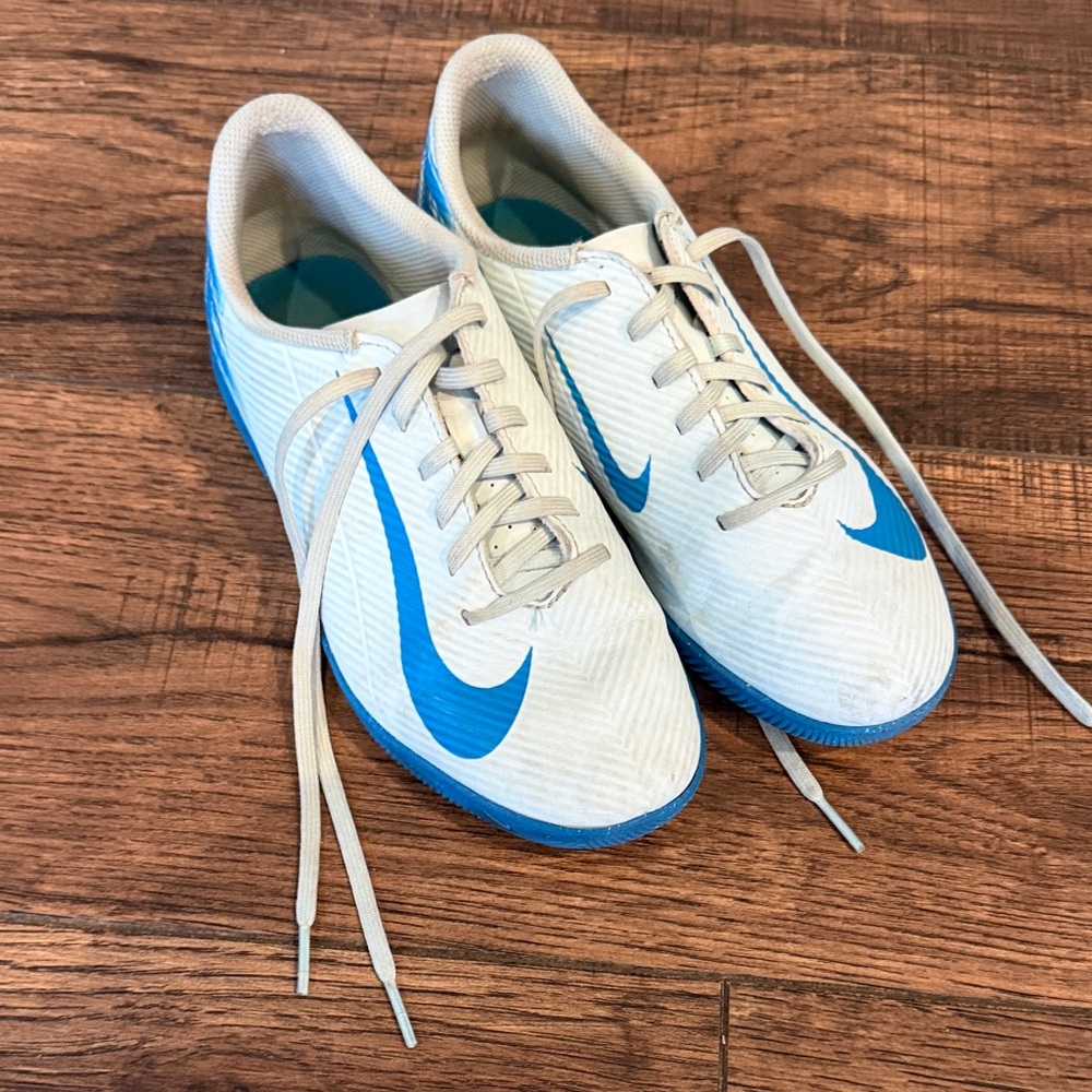 Nike White and Blue Soccer Indoor Shoes